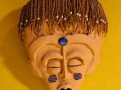 2024- Máscara con abalorios